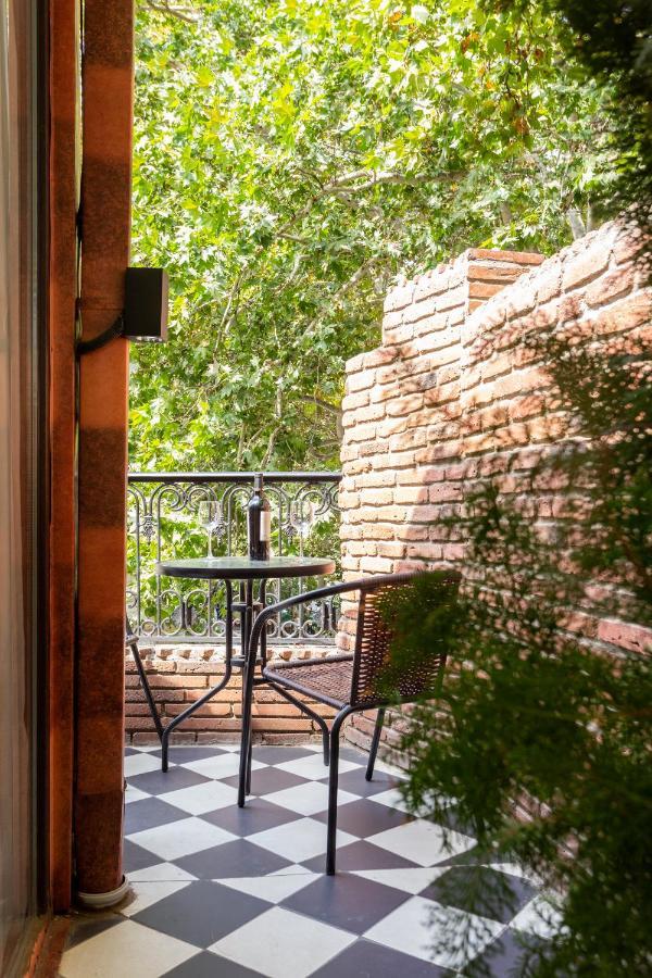 Shota Rustaveli Aparthotel 14 AVE Tbilisi Exterior foto