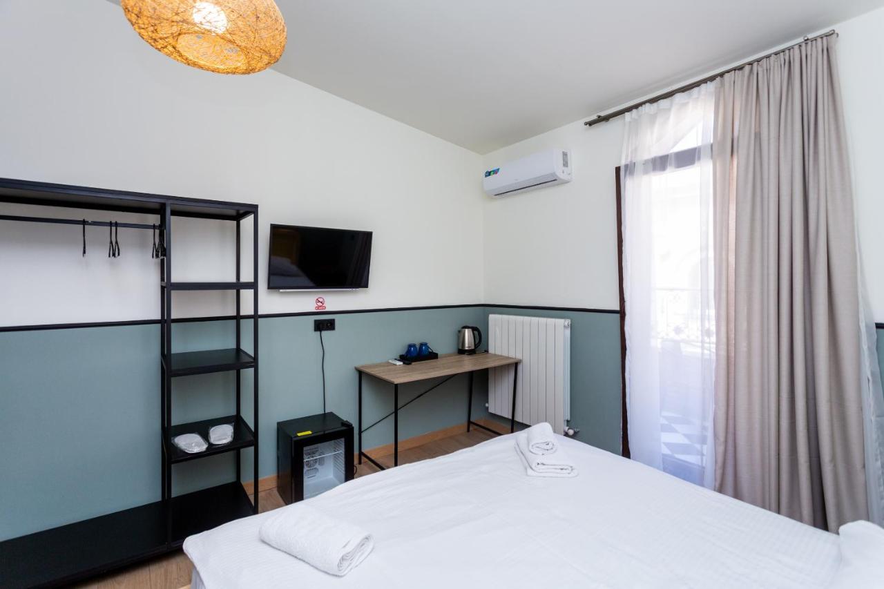 Shota Rustaveli Aparthotel 14 AVE Tbilisi Exterior foto